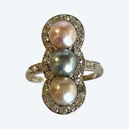 Trilogie-Ring mit drei farbigen Perlen