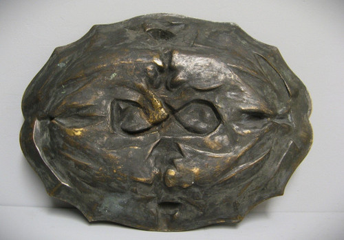 Raro grande piatto in bronzo tipo Palissy, XIX secolo.
