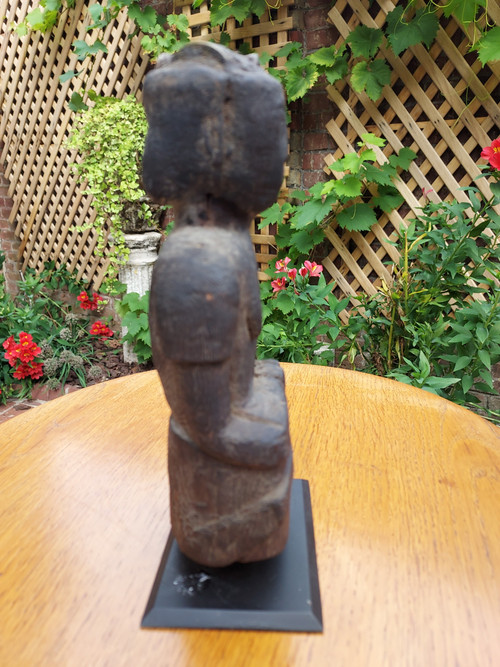 Bara Madagascar statuette