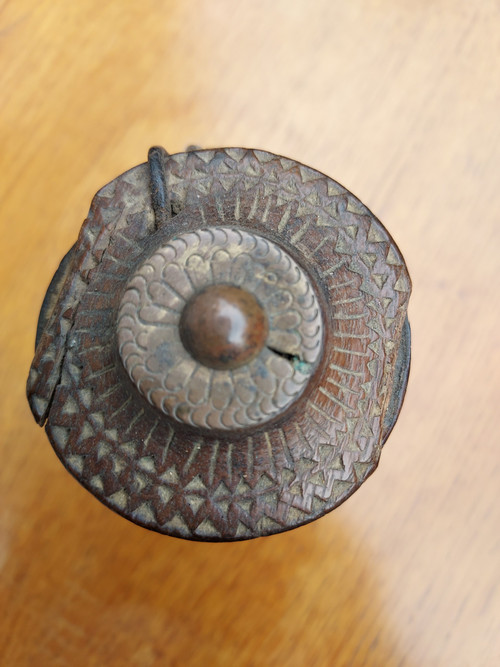 Très rare boîte à reliques Madagascar 