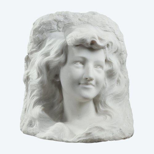 Busto di giovane donna in marmo di Carrara, XIX secolo