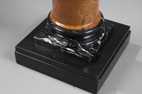 COLUMN IN RED PYRENEAN MARBLE FROM THE LATE 19TH CENTURY