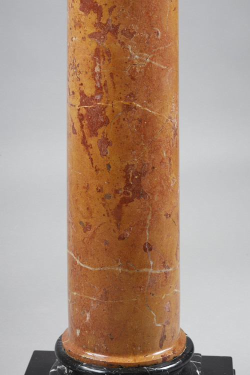 COLUMN IN RED PYRENEAN MARBLE FROM THE LATE 19TH CENTURY