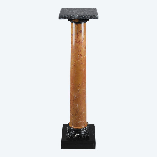 COLUMN IN RED PYRENEAN MARBLE FROM THE LATE 19TH CENTURY