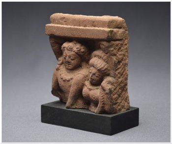 Inde / Période Médiévale / Xème - XIIème siècle / Bustes de Shiva et Parvati / Grès rose