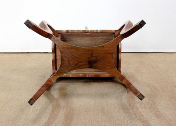  Table d’appoint Travailleuse en Noyer blond massif – Fin XIXe 