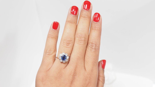 Anello Margherita in oro bianco, zaffiro di Ceylon e diamanti