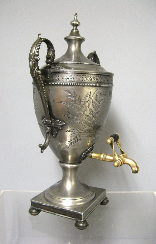 Fontaine à Thé XIXe. Samovar Mi-victorien.