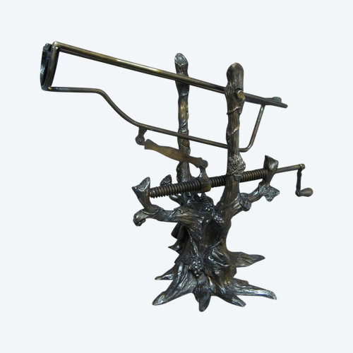 19th Century Bronze Mechanical Wine Decanter with Vines and Putto.