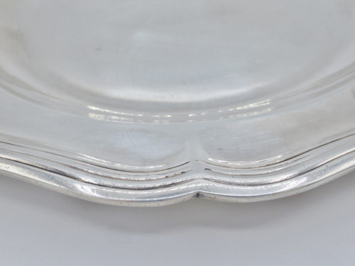 Contours dish, Massive silver 18th century.