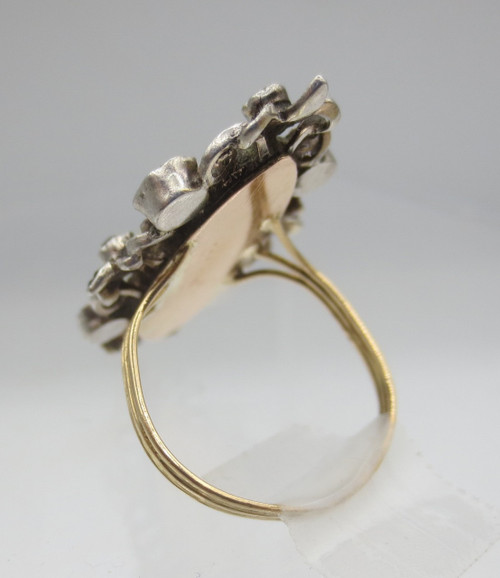 Anello del XIX secolo.