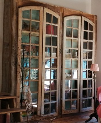Utilisation De Matériaux Anciens En Décoration Porte Fenetre Volet Boiserie
