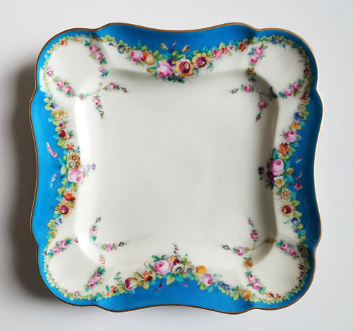 Pair of square plates in hand-painted porcelain of Paris