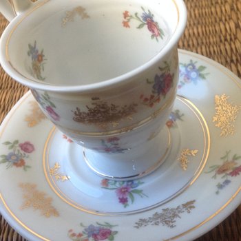 Limoges porcelain cup and saucer signed by Raynaud (1930)