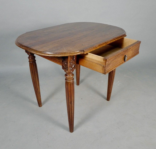 Table Art Déco en Noyer  1925