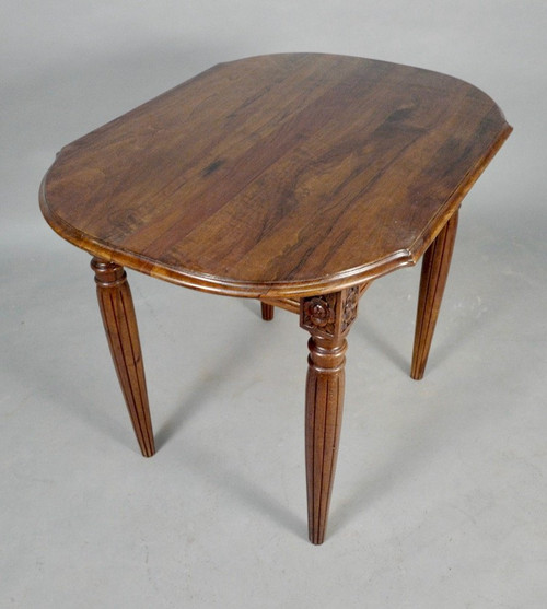 Table Art Déco en Noyer  1925
