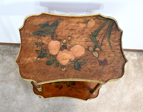 Petite Table de Salon en Moucheté de Thuya à décor peint – 1920