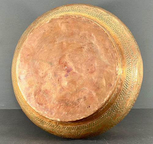 Indo-Persian Culture, Calligraphic Basin In Tinned Copper With Animal Decor.