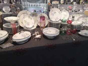 Service de table en porcelaine de limoges Lamotte années 30