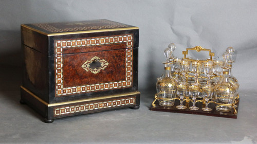 Liquor Cellar with Mechanism