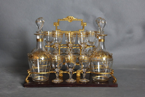Liquor Cellar with Mechanism