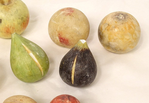 Ensemble 9 Fruits Marbre Carrare Polychrome Pomme Pêche Figue Poire XIXème