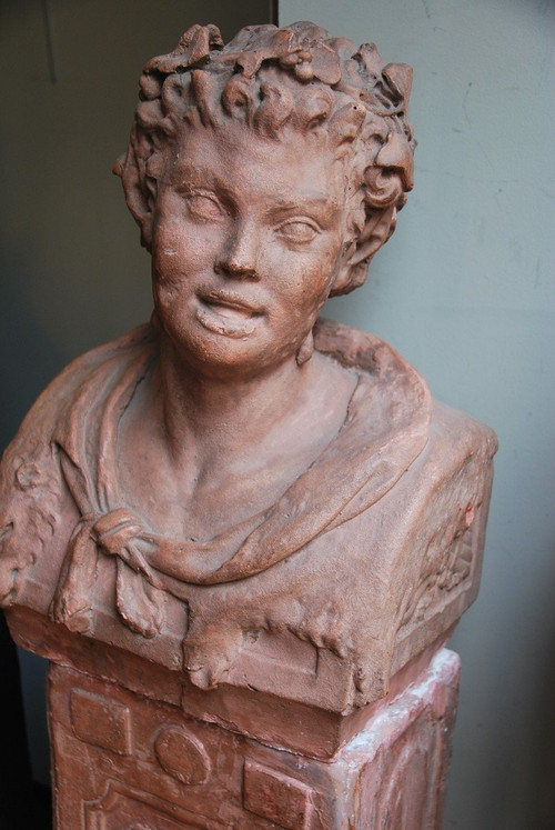 Ein Paar Terrakotta-Büsten aus der Directoire-Epoche und ihre Hüllen