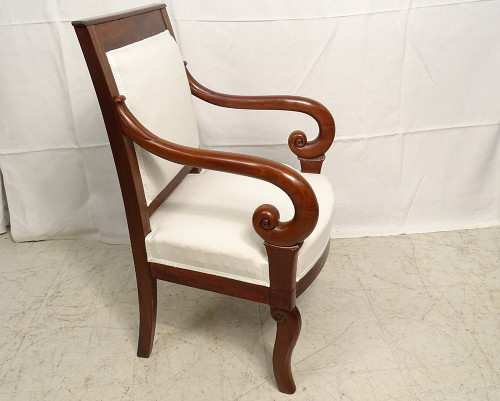 Small Restored Child's Armchair Mahogany Winding XIXÃ¨me SiÃ¨cle