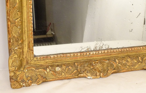 Regency Mirror Glass Gilded Carved Wood Frame Flower Shells 18th Century