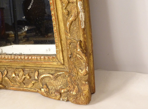 Regency Mirror Glass Gilded Carved Wood Frame Flower Shells 18th Century
