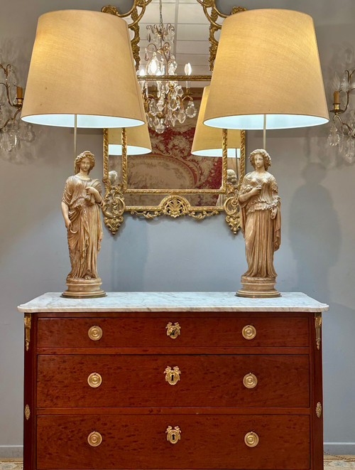 Exceptionnelle Paire De Sculptures En Albâtre d'Epoque XIXème (112cm)