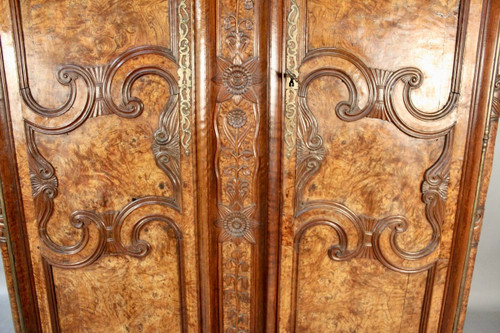 Armadio da sposa Bressane del XIX secolo
