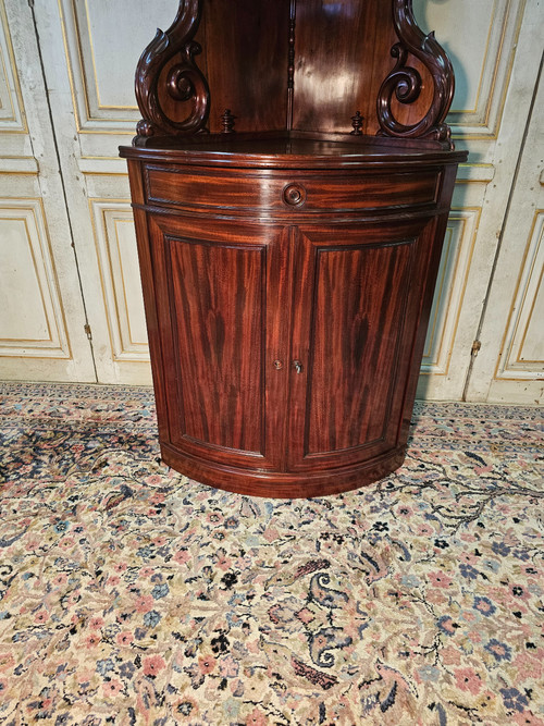Credenza in mogano del XIX secolo
