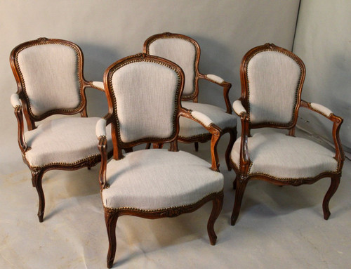 Suite De 4 Fauteuils Cabriolet Epoque Louis XV