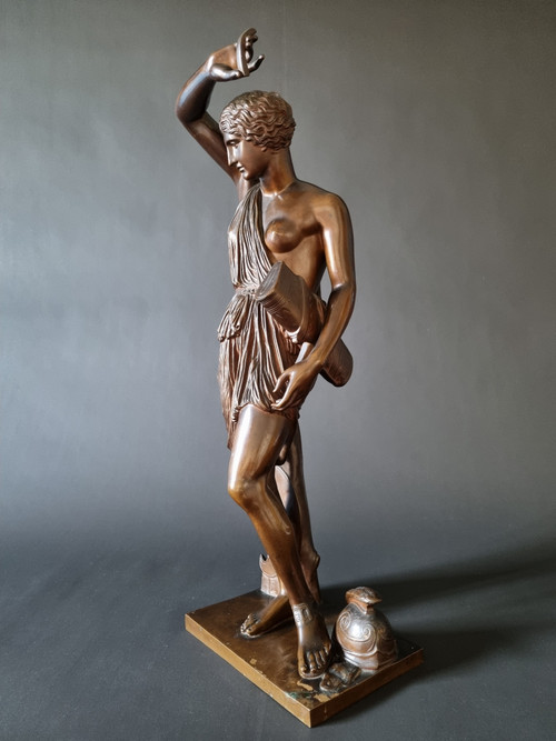 Grand bronze l'Amazone Blessée, belle fonte numérotée de Barbedienne.