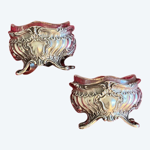 Superbe paire de salières de style Rocaille en argent massif  vers 1880