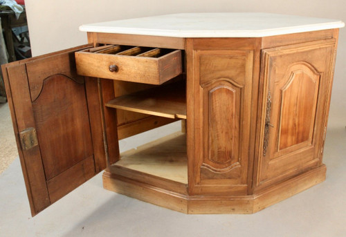 Walnut Trim Corner Carrara Top