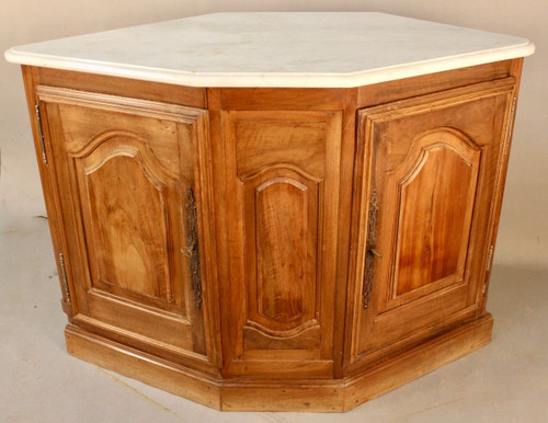 Walnut Trim Corner Carrara Top
