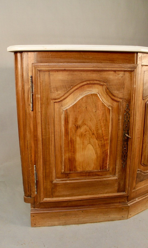 Walnut Trim Corner Carrara Top
