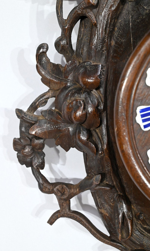 Important Oak clock, Renaissance style - Early 20th century