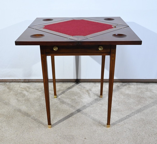 Table Mouchoir en Acajou Massif – 1920