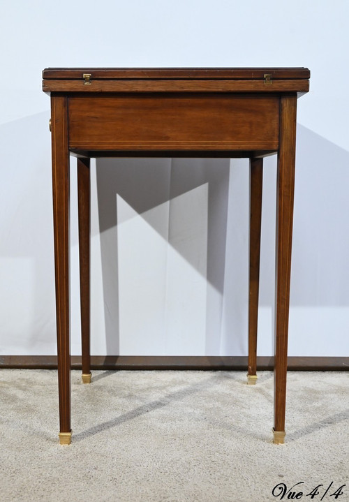 Table Mouchoir en Acajou Massif – 1920
