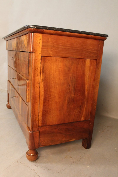 Commode Restauration Ronce De Noyer à Dessus Marbre