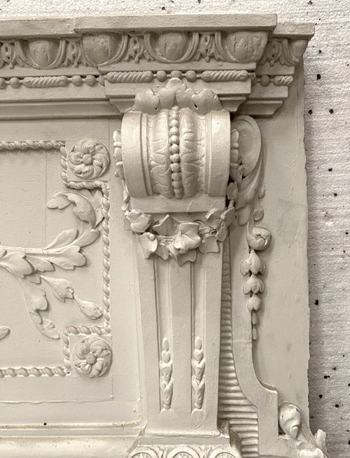 Decorative panel or door top in wood and patinated stucco 19th century