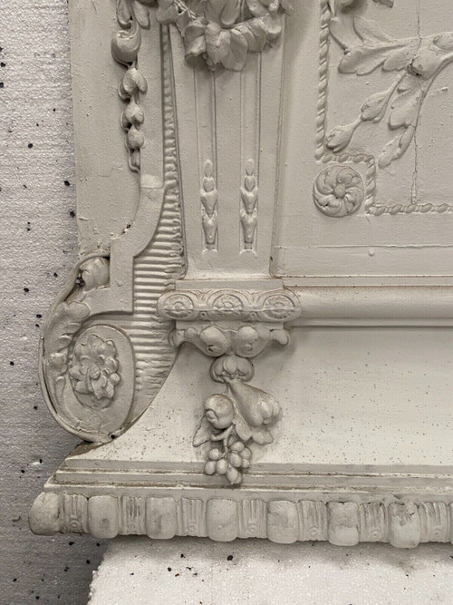 Decorative panel or door top in wood and patinated stucco 19th century