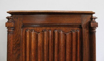  Meuble d’entre-deux « Jeanselme » en Chêne massif, goût Renaissance – Fin XIXe 