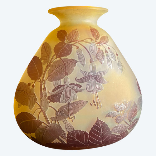 Art Nouveau vase, School of Nancy signed Gallé