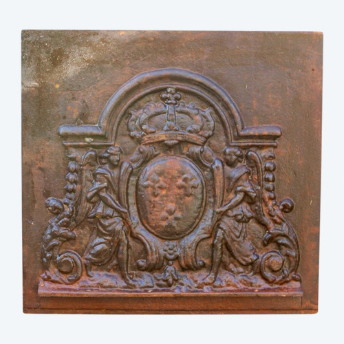 Plaque De Cheminée Renaissance Avec Circuit De Ventilation 