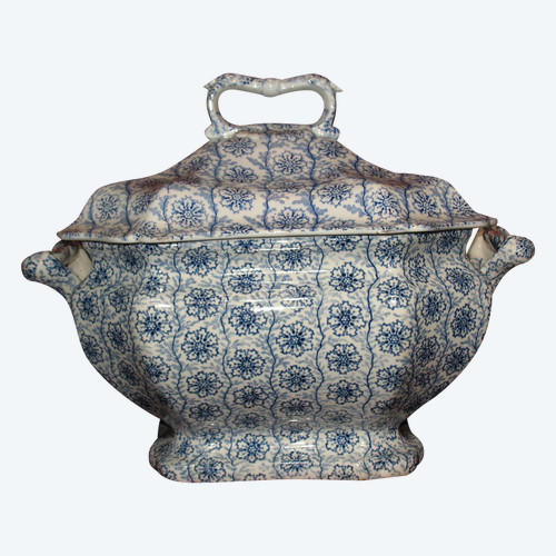 Zuppiera in fine terracotta di Bordeaux, decoro ad arazzo, Jules Vieillard del XIX secolo