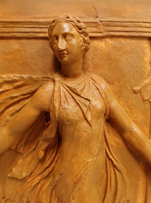 Sculpture Haut-Relief en Plâtre, « Danseuses de Borghèse » – XIXe